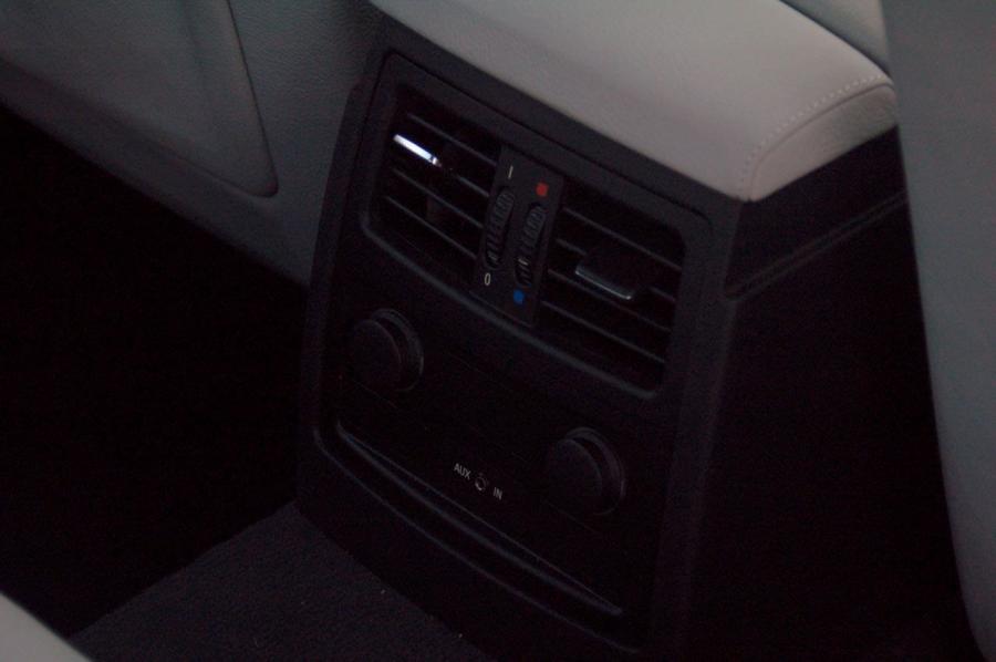  BMW M5 2009 года  (фото 16 из 36)